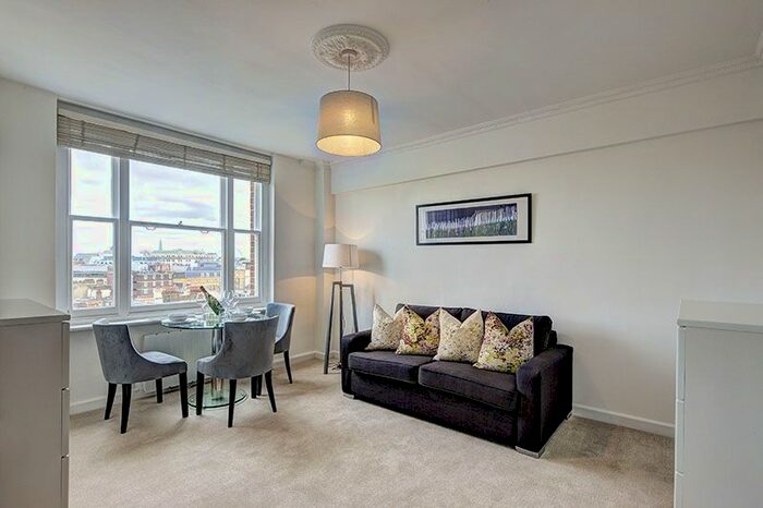 1 Bedroom Flat To Rent In Hill Street, London, W1J