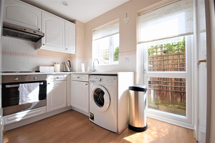 1 Bedroom House To Rent In Amblecote Meadows, Grove Park, SE12