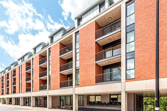 1 Bedroom Apartment To Rent In Norfolk Street, Oxford, Oxfordshire, OX1