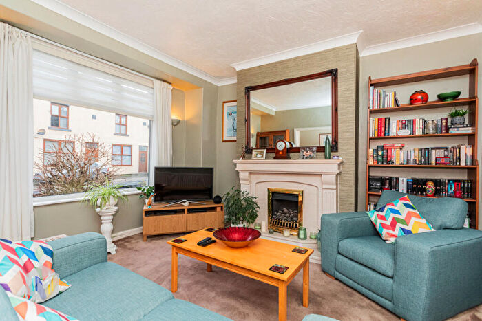 3 Bedroom End Of Terrace House For Sale In Hodge Road, Worsley, Manchester, M28