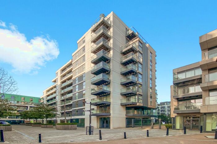 1 Bedroom Flat To Rent In Goswell Road, London, EC1V