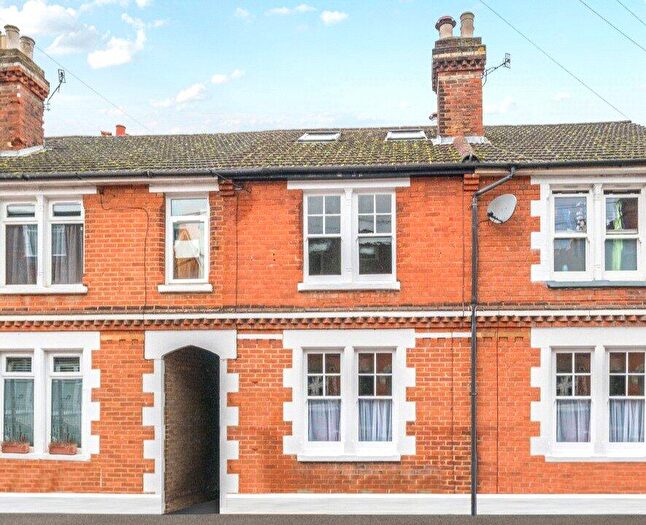 3 Bedroom Semi-Detached House For Sale In Springfield Road, Guildford, Surrey, GU1