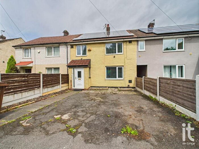 3 Bedroom Terraced House For Sale In Brinnington Road, Stockport, SK5