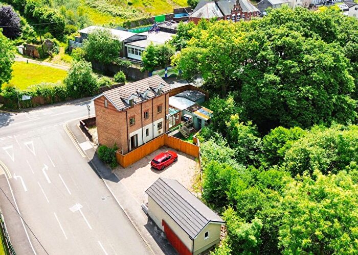 3 Bedroom Detached House For Sale In Ty Delfryn, Llangeinor, Bridgend, CF32