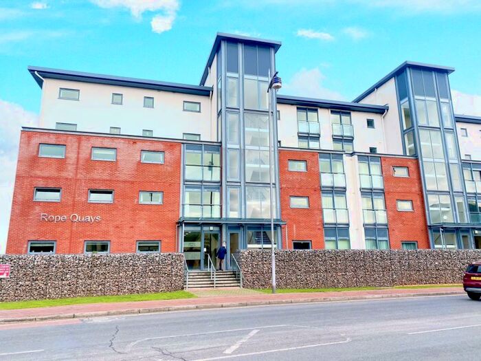 1 Bedroom Apartment To Rent In Rope Quays, Gosport, PO12