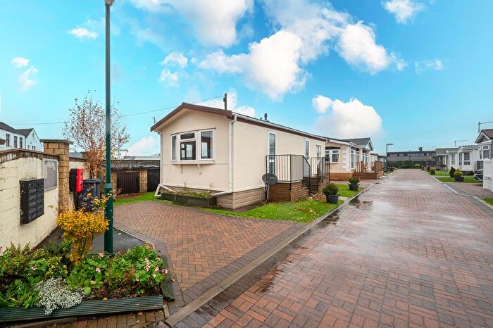 2 Bedroom Park Home For Sale In Murray Street, Paisley, PA3