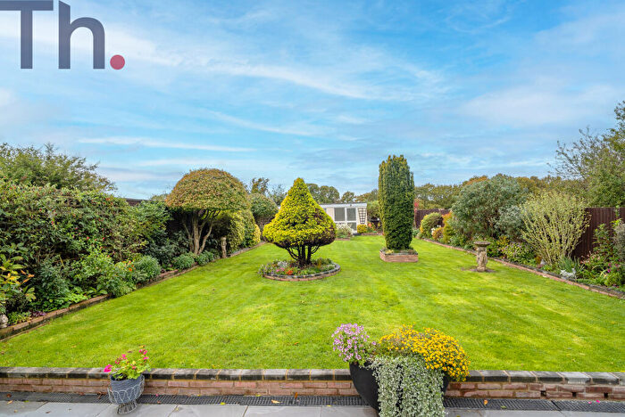 3 Bedroom Detached House For Sale In Newport, Isle Of Wight, PO30