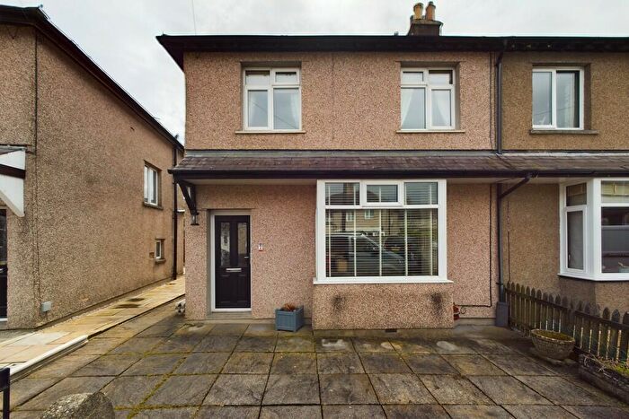 3 Bedroom Semi-Detached House To Rent In Dale Avenue, Kendal, Cumbria, LA9