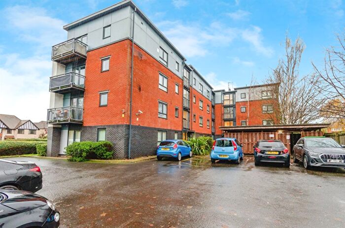 2 Bedroom Flat For Sale In Keepers Gate, Walsall, WS1