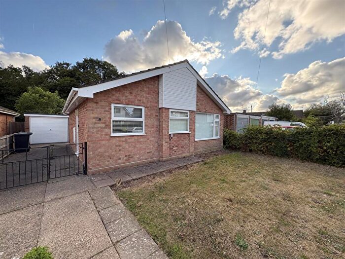 3 Bedroom Detached Bungalow To Rent In Appleton Drive, Ormesby St Margaret, NR29