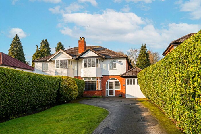 3 Bedroom Semi Detached House For Sale In Broad Oaks Road, Solihull, B91