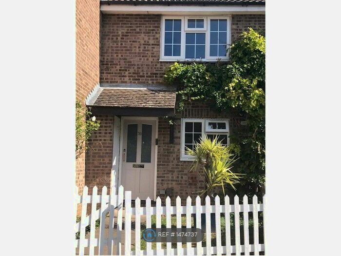 2 Bedroom Semi-Detached House To Rent In College Gardens, London, SW17