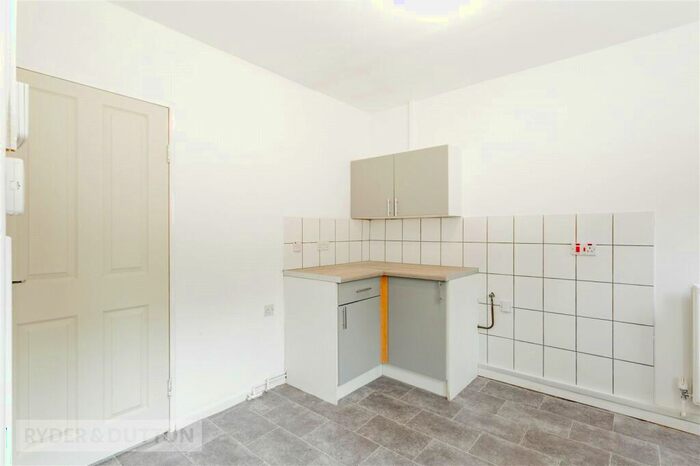 2 Bedroom Semi-Detached House For Sale In Torre Close, Middleton, Manchester, M24