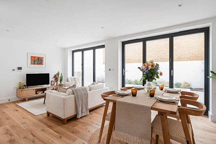 3 Bedroom Property For Sale In Arthur Mews, A Merivale Road, SW15
