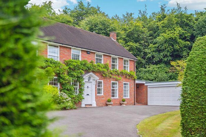 4 Bedroom Detached House For Sale In Long Wood Drive, Jordans, HP9