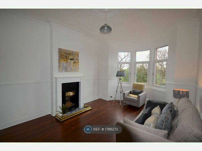 1 Bedroom Flat To Rent In Tollcross Road, Glasgow, G32