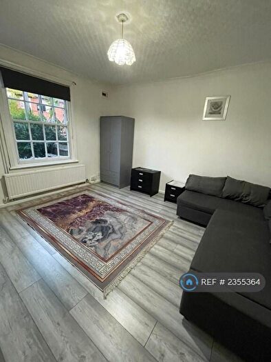 4 Bedroom Semi-Detached House To Rent In Bedwell Road, London, N17