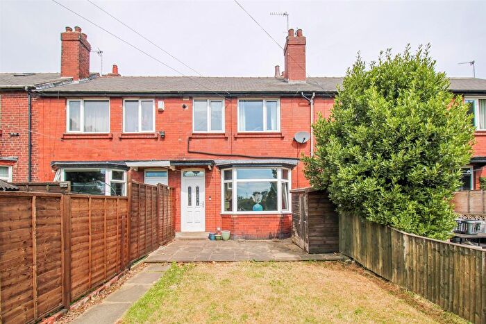 3 Bedroom Terraced House For Sale In Sanquah Terrace, Normanton, WF6