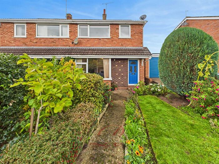 3 Bedroom Semi Detached House For Sale In Ffordd Trefin, Wrexham, LL12