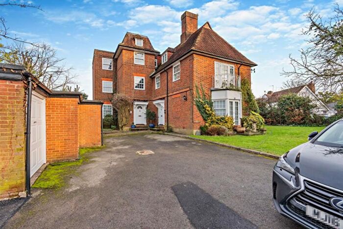 1 Bedroom Maisonette To Rent In Ickenham Road, Ruislip, HA4