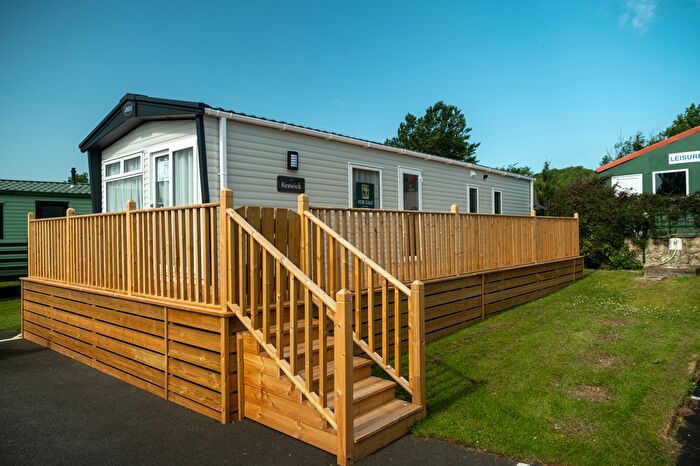 2 Bedroom Lodge For Sale In Ugthorpe, Whitby, YO21