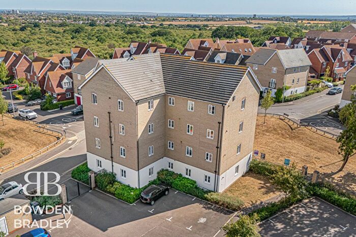 2 Bedroom Flat For Sale In Five Oaks Lane, Camellia House, IG7