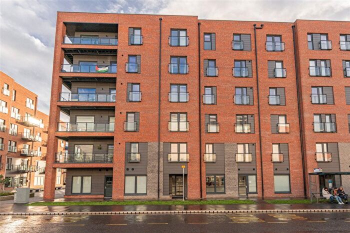 3 Bedroom Flat For Sale In Ocean Drive, Edinburgh, EH6