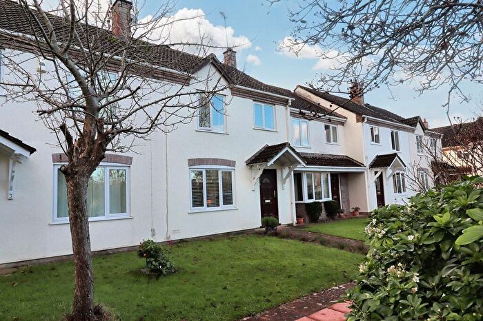 3 Bedroom Terraced House For Sale In Warwick Place, Thornbury, BS35