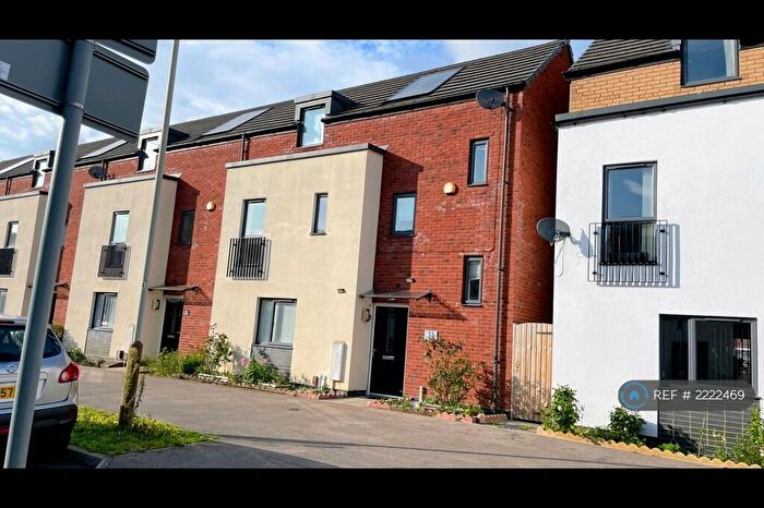 4 Bedroom End Of Terrace House To Rent In Sandal Avenue, Leicester, LE4