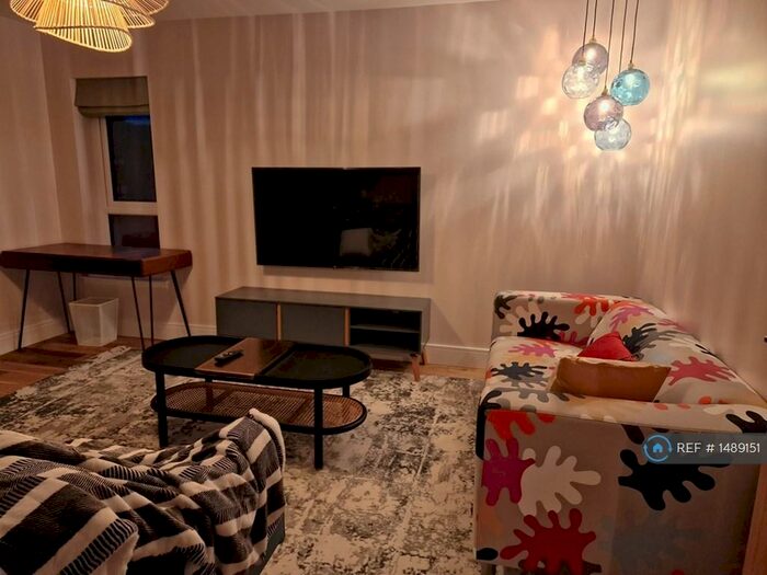 2 Bedroom Flat To Rent In Marne Street, Glasgow, G31