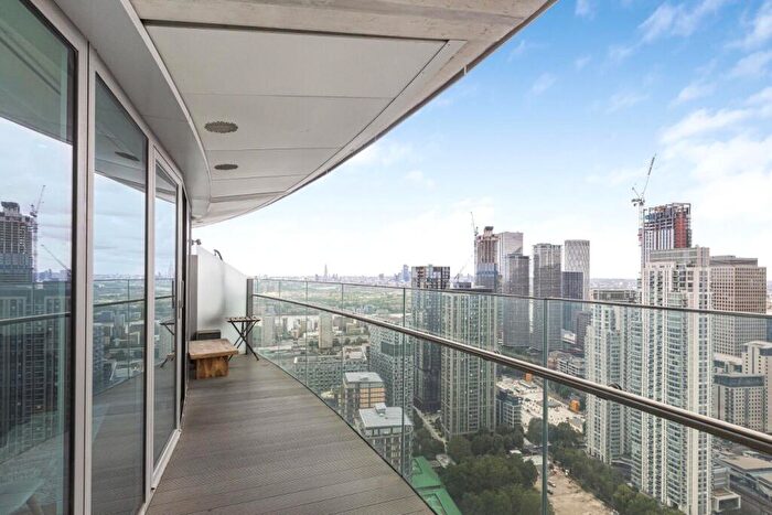 1 Bedroom Apartment To Rent In Arena Tower, Crossharbour Plaza, London, E14