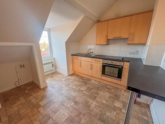 2 Bedroom Flat To Rent In York Avenue, Hunstanton, PE36