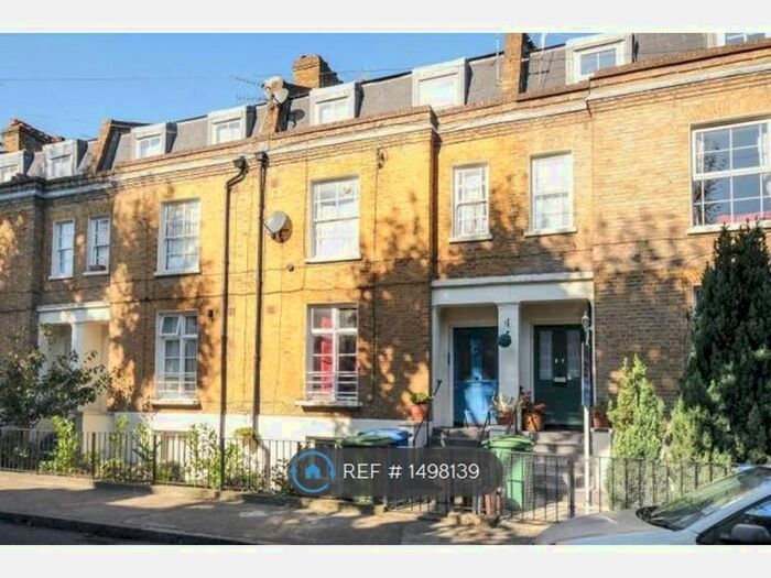 2 Bedroom Flat To Rent In Grosvenor Terrace, London, SE5