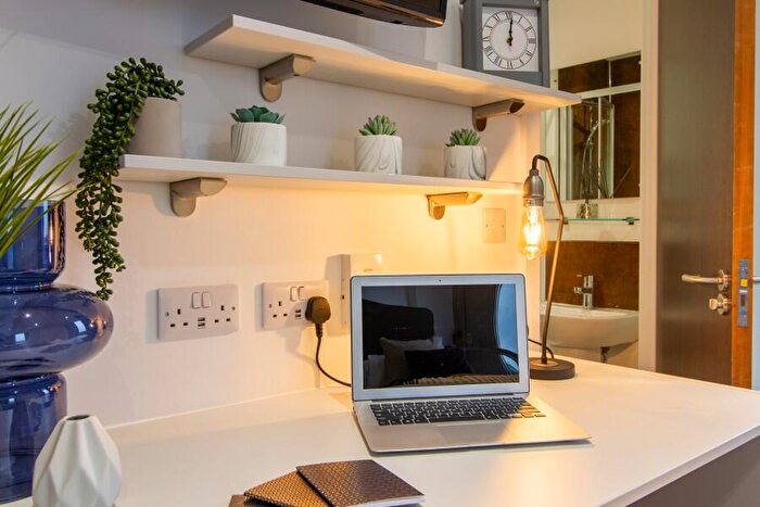 Apartment To Rent In Orbtial House, Ilkestone Road, Nottingham, NG7