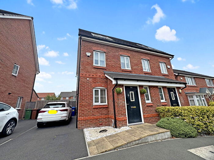 3 Bedroom Semi-Detached House For Sale In Eastbourne Crescent, Blackberry Point, SK5