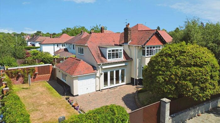 5 Bedroom Detached House For Sale In Thornton Road, Higher Bebington, CH63