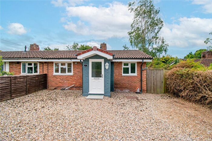 1 Bedroom Semi-Detached Bungalow To Rent In South Road, Kingsclere, Hampshire, RG20