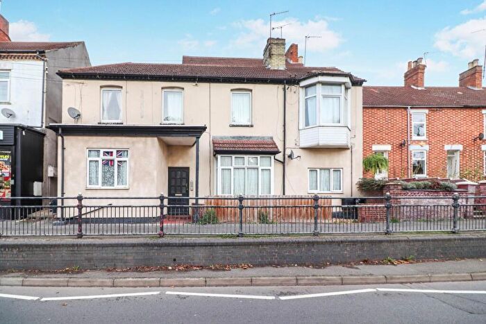 6 Bedroom Semi Detached House For Sale In High Street South, Rushden, NN10