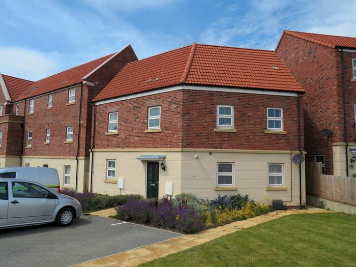 2 Bedroom Flat To Rent In Nina Carroll Way, Kettering, NN15