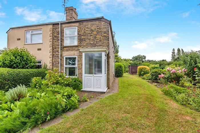 2 Bedroom Semi-Detached House For Sale In Salts Road, Walton Highway, Wisbech, PE14