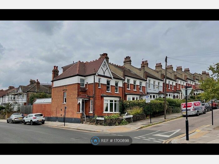 5 Bedroom Semi-Detached House To Rent In Hermiston Avenue, London, N8