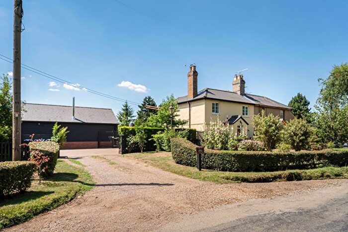 3 Bedroom Semi-Detached House For Sale In Gannock Green, Sandon, Buntingford, SG9