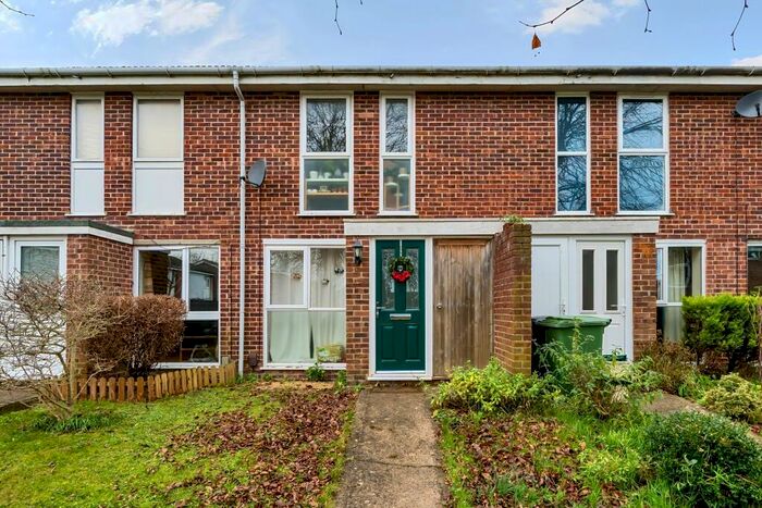 2 Bedroom Terraced House To Rent In Kennet Close, Grove, OX12