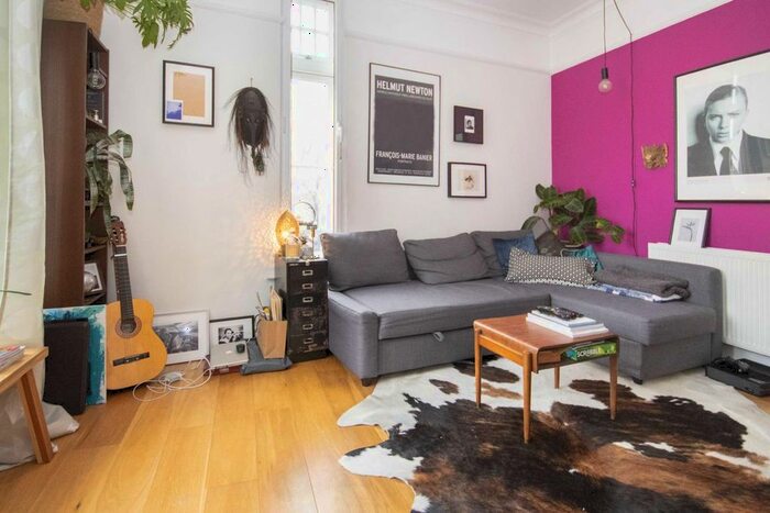 1 Bedroom Flat To Rent In The Green, London, W5