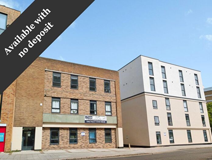 1 Bedroom Flat To Rent In Bernard Street, Southampton, SO14
