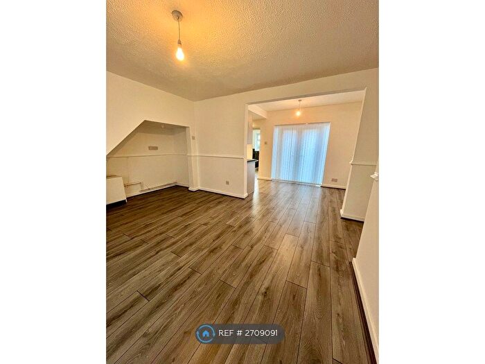 3 Bedroom Terraced House To Rent In Dunnerdale Road, Liverpool, L11