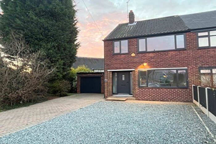 3 Bedroom Property To Rent In St. Davids Drive, Doncaster, DN5