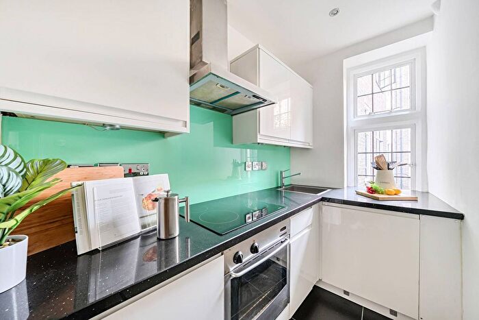 Studio For Sale In Weymouth Street, Marylebone, London, W1G