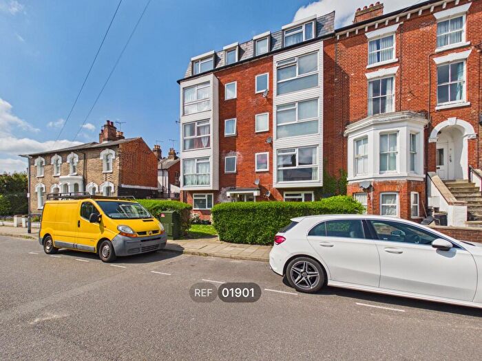 2 Bedroom Flat To Rent In Wellesley House -, Wellesley Road, Colchester, CO3