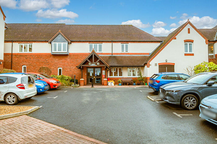 2 Bedroom Apartment For Sale In Worcester Road, Hagley, DY9